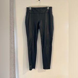 Rock & Republic Stretch - Black Faux Leather - Pull On - Size Medium